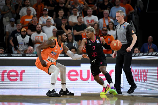 青训的逐渐 青训的逐渐